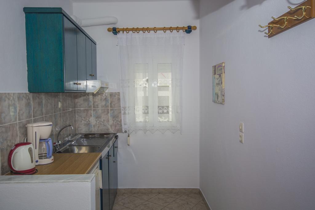 Studios Nelli Alonissos Патитири Екстериор снимка